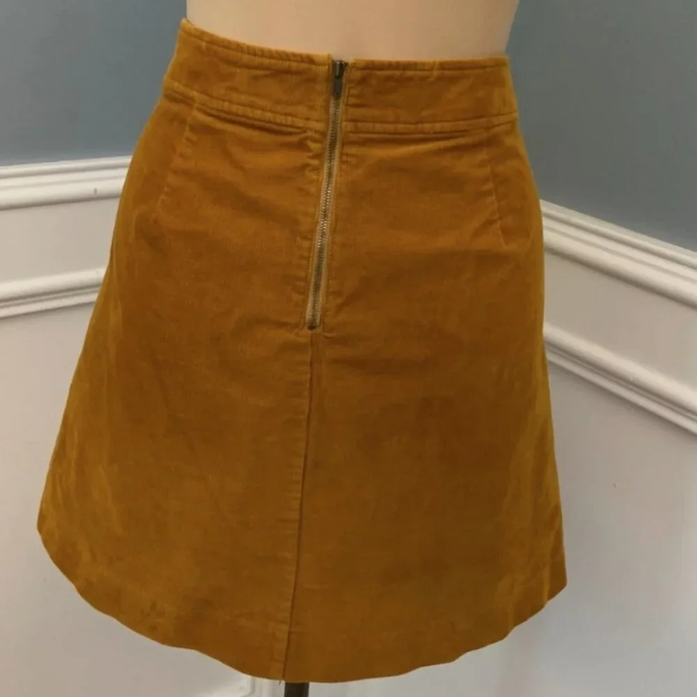 ✨✨J Crew Factory Mini skirt in corduroy (NEW WITH TAG)✨✨‎ - Picture 6 of 10